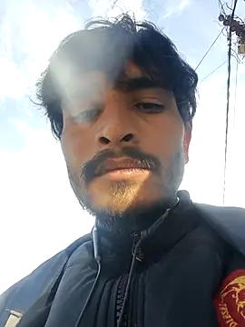 MAGNETICDADDY8 online show from November 30, 2025, 4:13 am