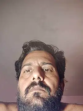 MAGNETICDADDY8 online show from December 15, 2025, 6:19 am