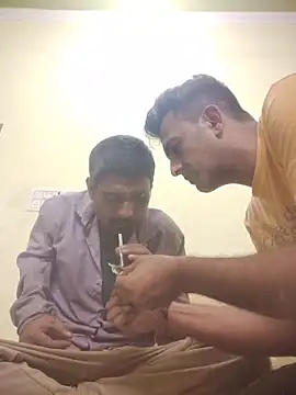 MAGNETICDADDY8 online show from October 2, 2025, 2:20 pm