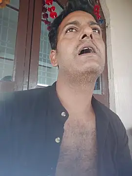 MAGNETICDADDY8 online show from October 21, 2025, 10:58 am