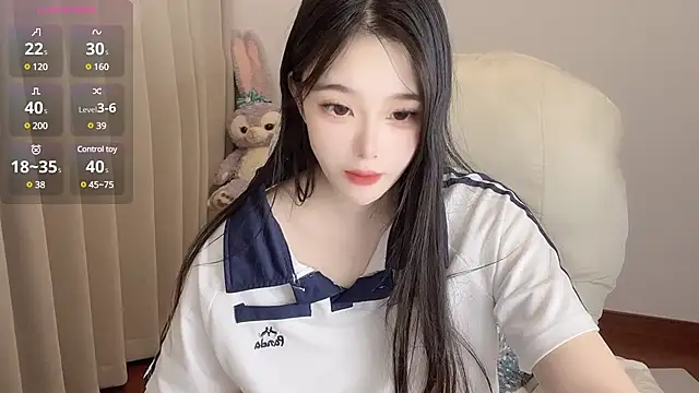 Snapshot of YUAN-- chatting on January 8, 2025, 9:21 am YUAN-- online show from January 8, 2025, 9:21 am