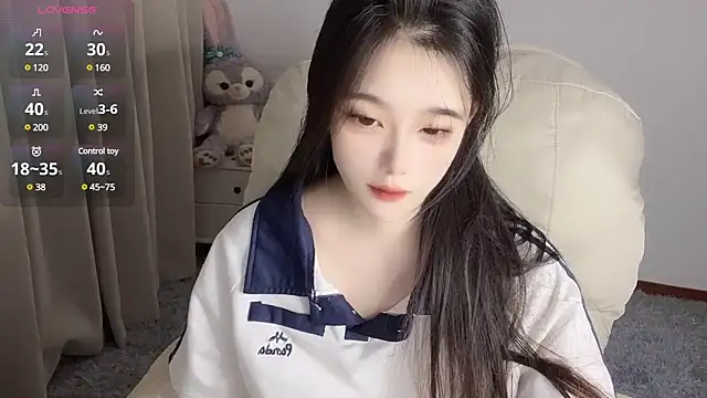 Snapshot of YUAN-- chatting on January 10, 2025, 9:55 am YUAN-- online show from January 10, 2025, 9:55 am