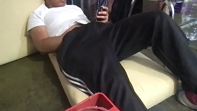 RODRI POLLADURA online show from March 19, 2026, 11:38 pm