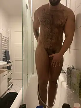 HotTeenBoy online show from January 1, 2025, 4:39 pm