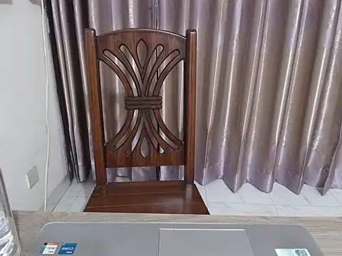 Elena-Cruz online show from January 20, 2025, 7:04 pm