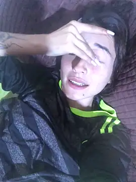 Snapshot of NickiYoung chatting on January 8, 2025, 4:44 am NickiYoung online show from January 8, 2025, 4:44 am