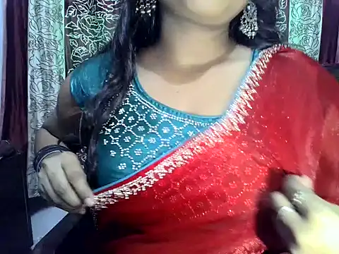 SIYA MAVI online show from July 16, 2026, 2:52 am