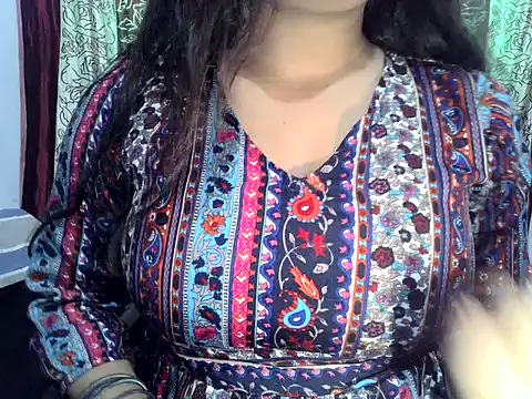 SIYA MAVI online show from July 22, 2026, 8:16 am