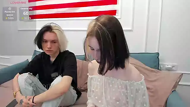 VeryRare TwinS online show from July 18, 2026, 11:41 am