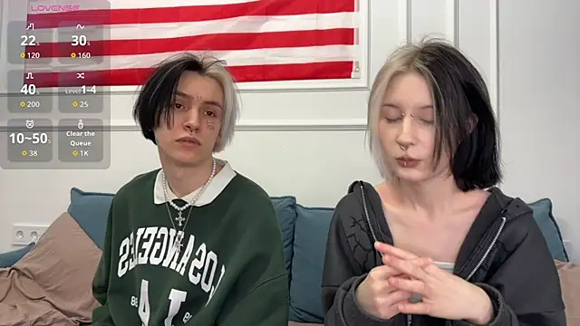 VeryRare TwinS online show from January 6, 2026, 11:42 pm