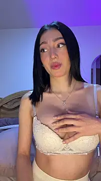 Maddy Jones online show from March 8, 2026, 12:38 am