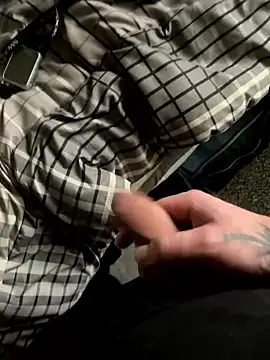 Snapshot of coreyl9718 chatting on January 11, 2026, 7:32 pm coreyl9718 online show from January 11, 2026, 7:32 pm