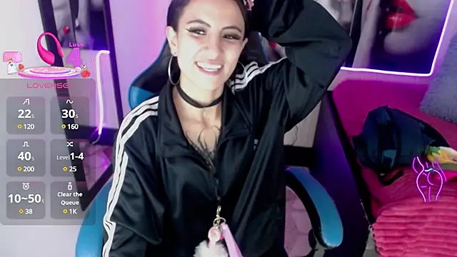 Anniee x online show from March 12, 2025, 6:22 pm