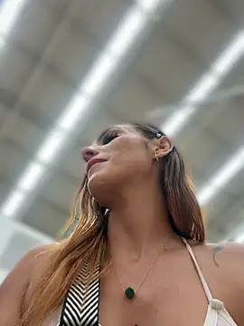 Samantha bigboobs online show from February 5, 2026, 6:59 pm