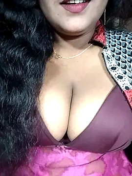 YERY HOT online show from December 4, 2025, 5:23 pm