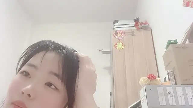 Snapshot of Koi-Serenac chatting on February 20, 2025, 1:40 pm Koi-Serenac online show from February 20, 2025, 1:40 pm