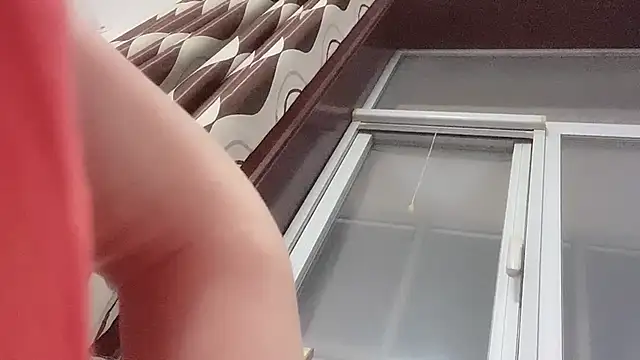 Snapshot of Koi-Serenac chatting on March 20, 2025, 12:32 pm Koi-Serenac online show from March 20, 2025, 12:32 pm