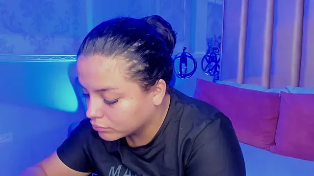 KonyBell online show from October 8, 2025, 11:01 am