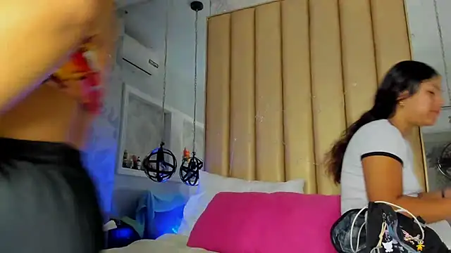 KonyBell online show from December 19, 2025, 12:29 pm