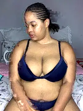 sexytinashe21 online show from November 27, 2025, 8:09 pm