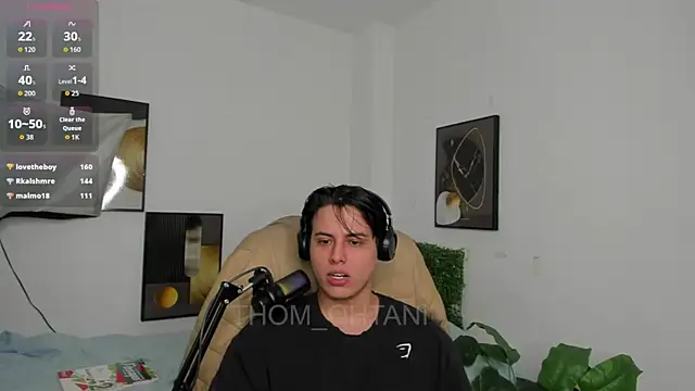 Snapshot of Thom_Ohtani chatting on June 6, 2026, 5:51 pm Thom Ohtani online show from June 6, 2026, 5:51 pm