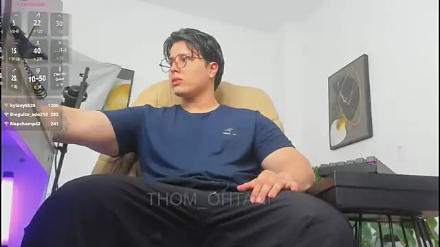Snapshot of Thom_Ohtani chatting on June 17, 2026, 11:03 pm Thom Ohtani online show from June 17, 2026, 11:03 pm