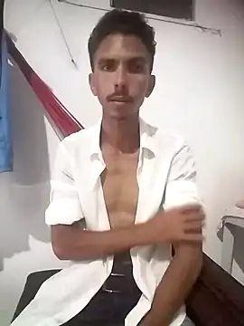 MagrinhoSaradoo online show from March 11, 2025, 3:34 pm