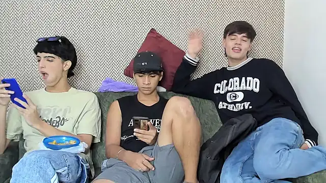 jhoseth sexxx18 online show from February 10, 2025, 6:45 pm