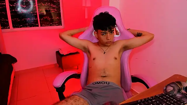 angelyoung18 online show from March 22, 2025, 11:31 pm