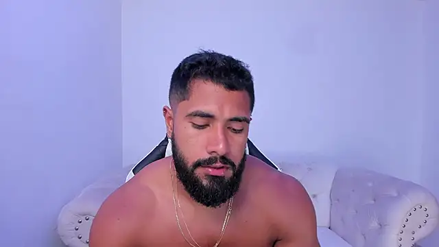 Santiago huntt online show from October 27, 2025, 8:10 pm