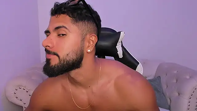 Santiago huntt online show from March 26, 2026, 8:07 pm