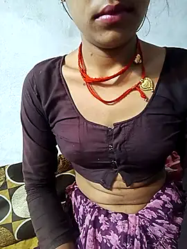 Amaya Bajwa online show from March 2, 2025, 9:52 pm