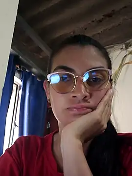 Snapshot of blue_and_whithe chatting on March 30, 2026, 8:10 pm blue and whithe online show from March 30, 2026, 8:10 pm