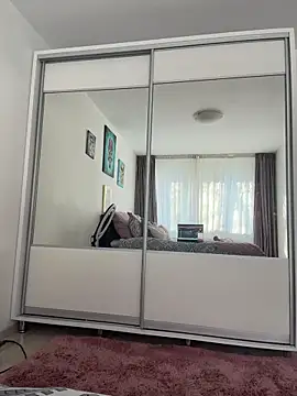 NNNoire online show from January 14, 2026, 9:57 am