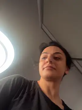 Snapshot of NNNoire chatting on February 22, 2026, 3:02 pm NNNoire online show from February 22, 2026, 3:02 pm