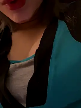 Snapshot of Maya_mimi chatting on December 22, 2025, 1:11 pm Maya mimi online show from December 22, 2025, 1:11 pm