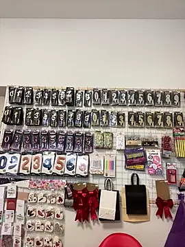 mewKate online show from March 19, 2026, 2:50 pm