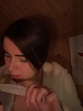 Snapshot of mewKate chatting on February 8, 2026, 9:34 pm mewKate online show from February 8, 2026, 9:34 pm