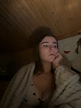 mewKate online show from November 21, 2025, 5:56 pm