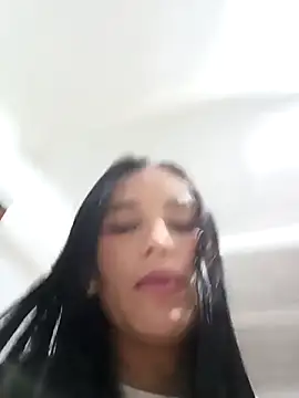 the queen of street online show from October 18, 2025, 3:30 am