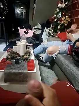 parejanuevahoff online show from December 2, 2025, 4:36 am