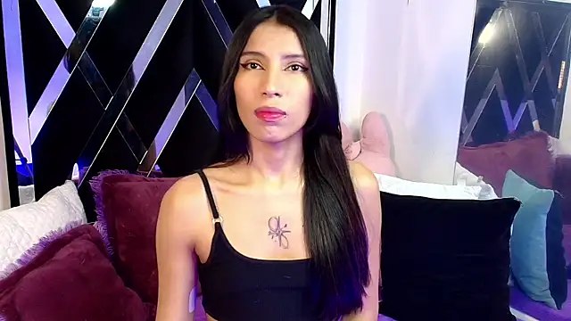 Snapshot of Silver_Rosex chatting on July 1, 2026, 8:20 pm Silver Rosex online show from July 1, 2026, 8:20 pm