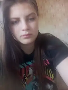 Lauren Amabel online show from April 13, 2026, 9:13 am