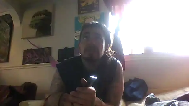 justthetip4209 online show from May 20, 2026, 5:21 pm