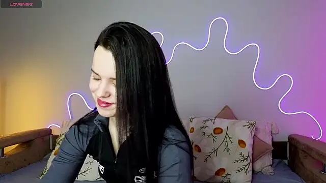 Harleen Moore online show from March 6, 2025, 8:05 pm