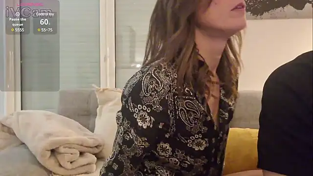 Snapshot of loucedxxx chatting on February 3, 2025, 9:50 pm loucedxxx online show from February 3, 2025, 9:50 pm