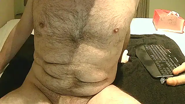 littlehairyman online show from March 3, 2025, 1:38 am