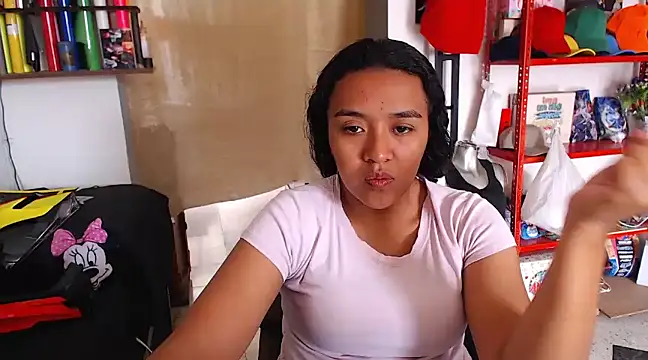 giselao online show from February 21, 2025, 6:04 pm