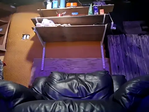 Snapshot of hesjustafriend chatting on February 1, 2026, 6:06 pm hesjustafriend online show from February 1, 2026, 6:06 pm