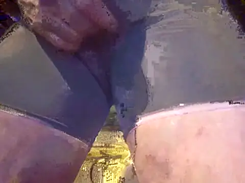 Snapshot of hesjustafriend chatting on December 2, 2025, 5:31 am hesjustafriend online show from December 2, 2025, 5:31 am